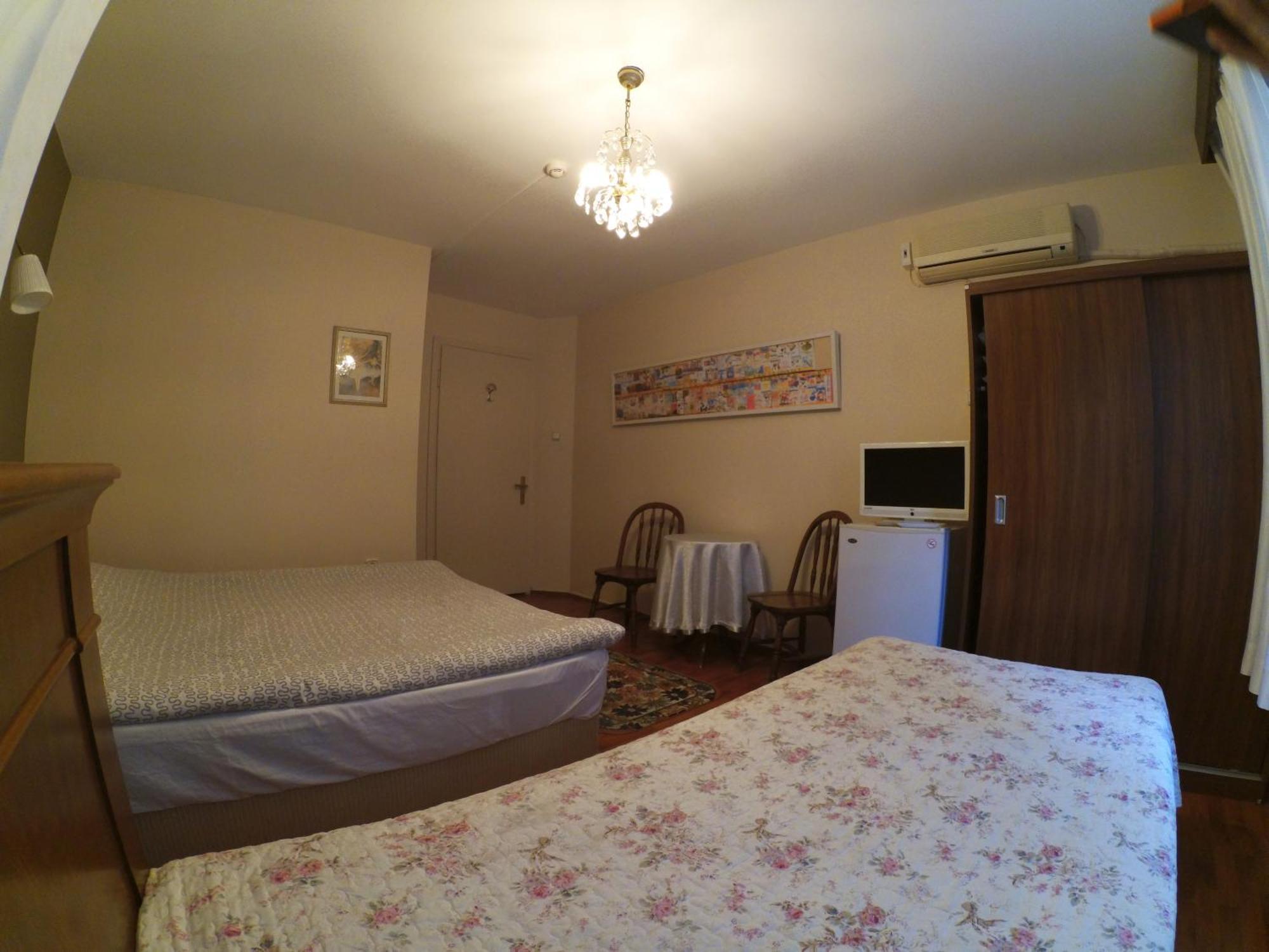 Berk Guest House - Grandma'S House Istanbul Værelse billede