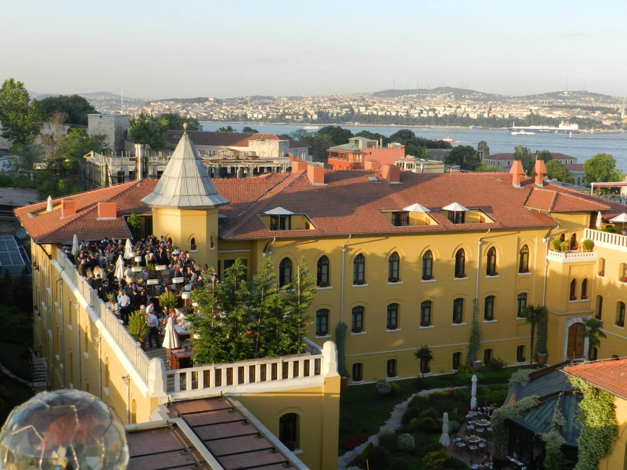 Berk Guest House - Grandma'S House Istanbul Eksteriør billede