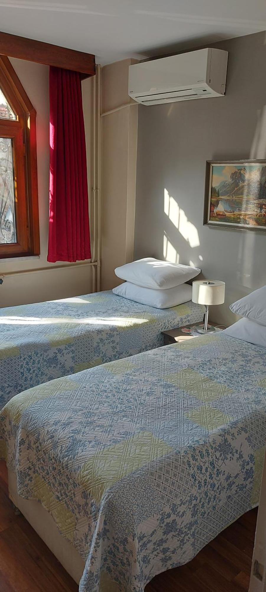 Berk Guest House - Grandma'S House Istanbul Eksteriør billede