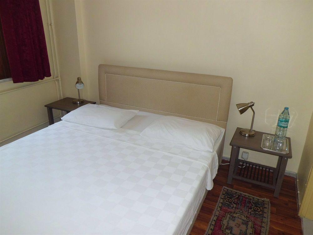 Berk Guest House - Grandma'S House Istanbul Eksteriør billede